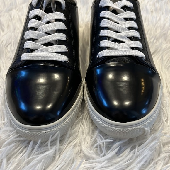 Matt & Nat GAIL WOMEN'S VEGAN LACE UP SNEAKERS in black/white size 7 - Picture 3 of 9